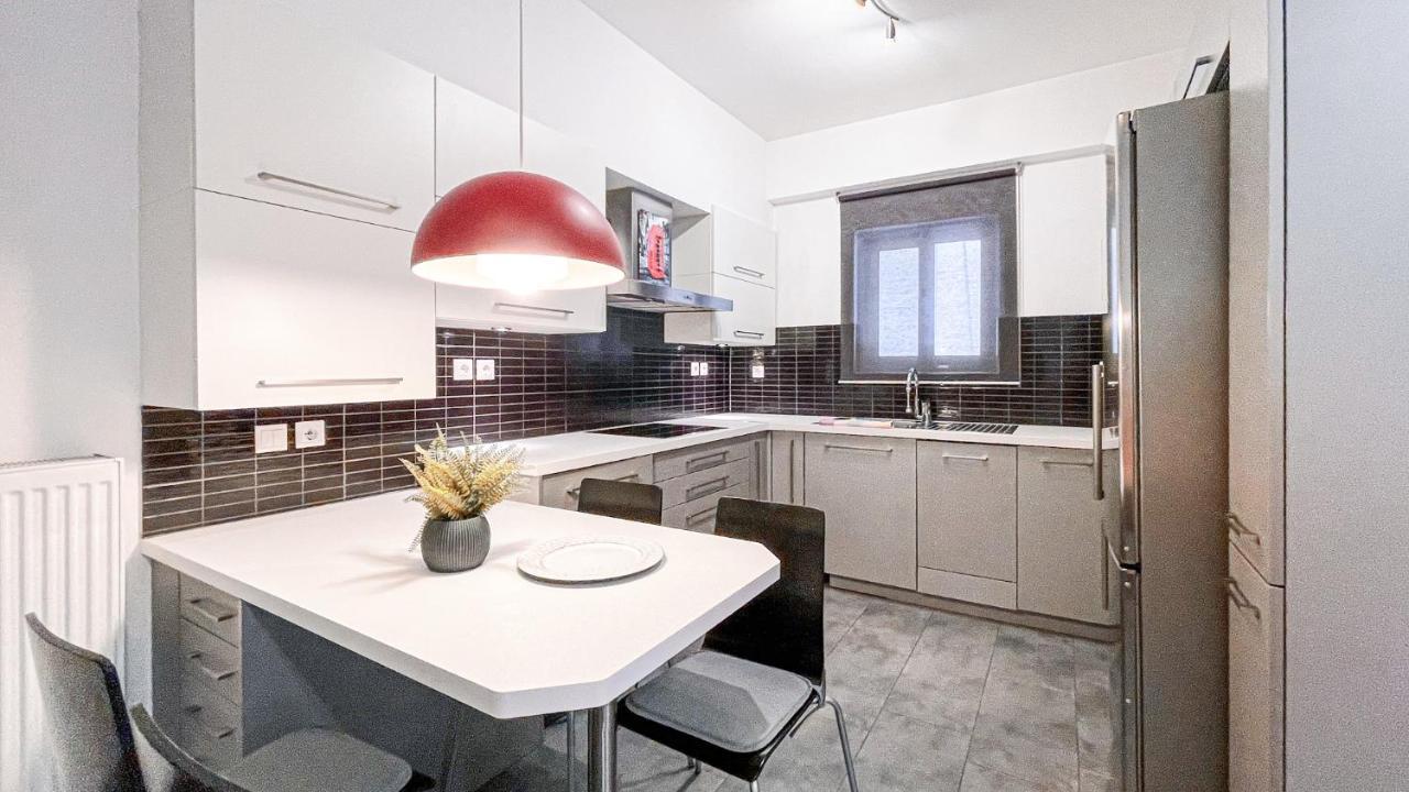 Comfy 2 Bedroom Apartment With Balcony In Atenas Exterior foto